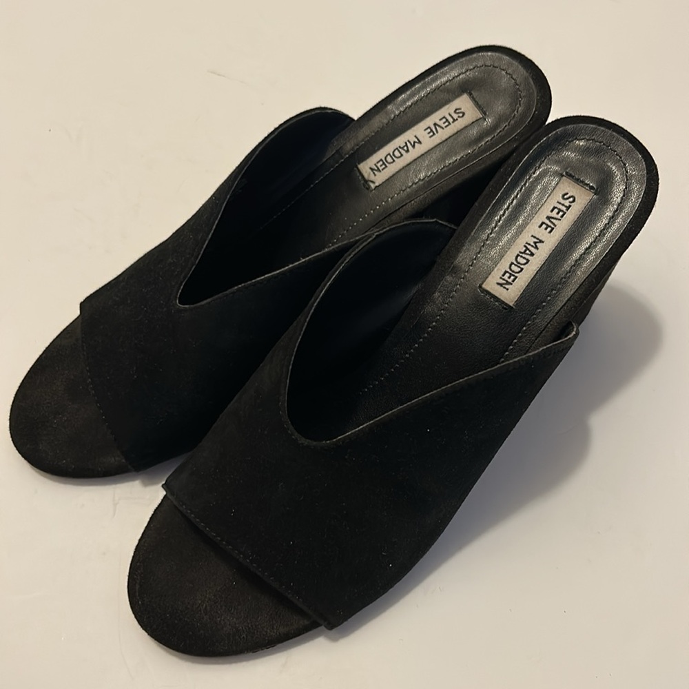 Steve Madden Elegant Black Mules 9.5